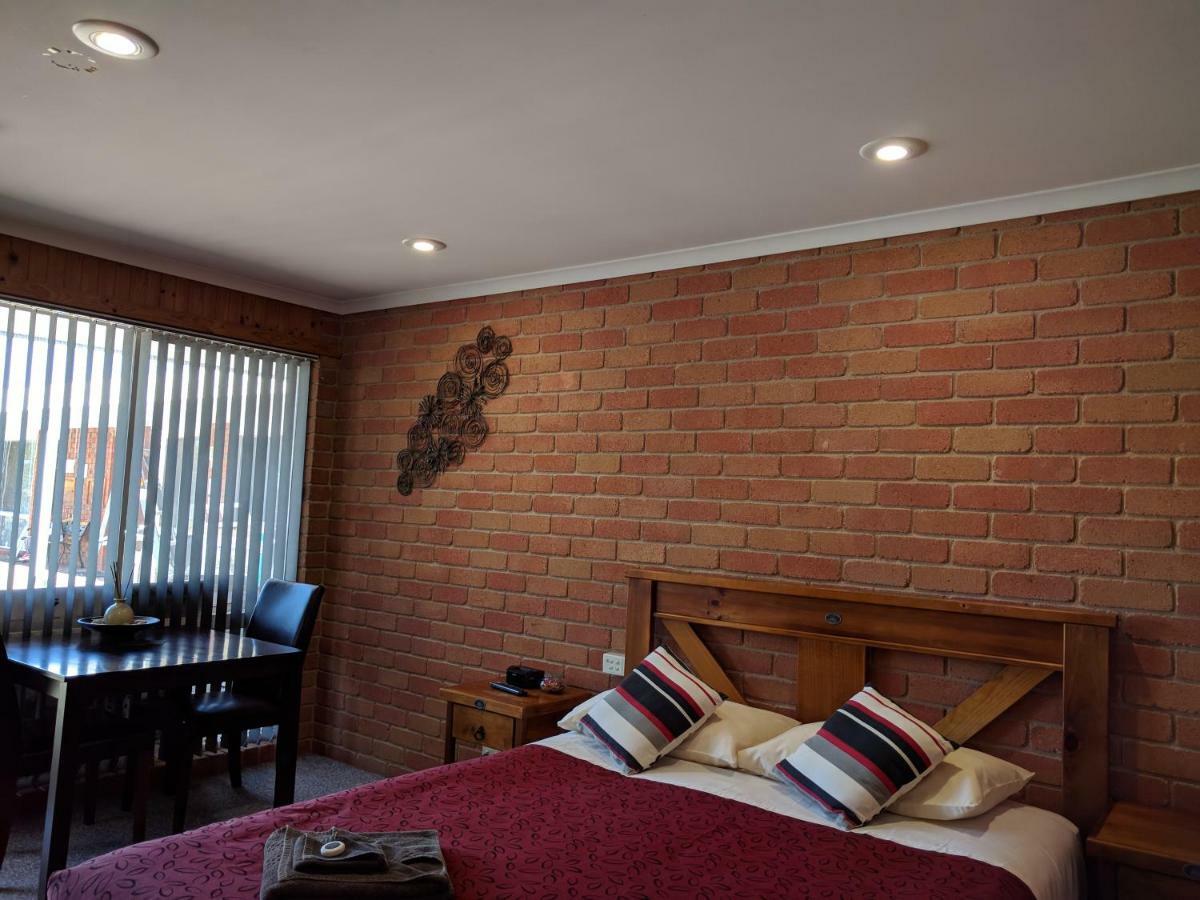 Travellers Inn Kaniva Ngoại thất bức ảnh