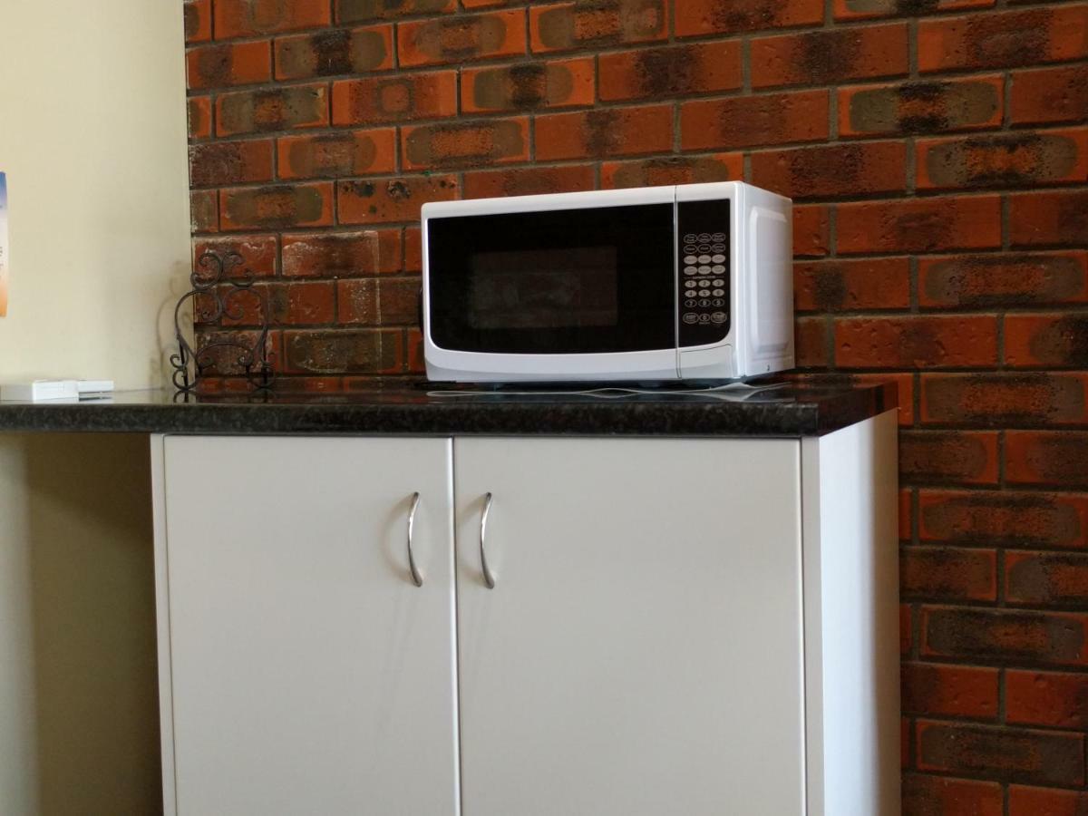Travellers Inn Kaniva Ngoại thất bức ảnh