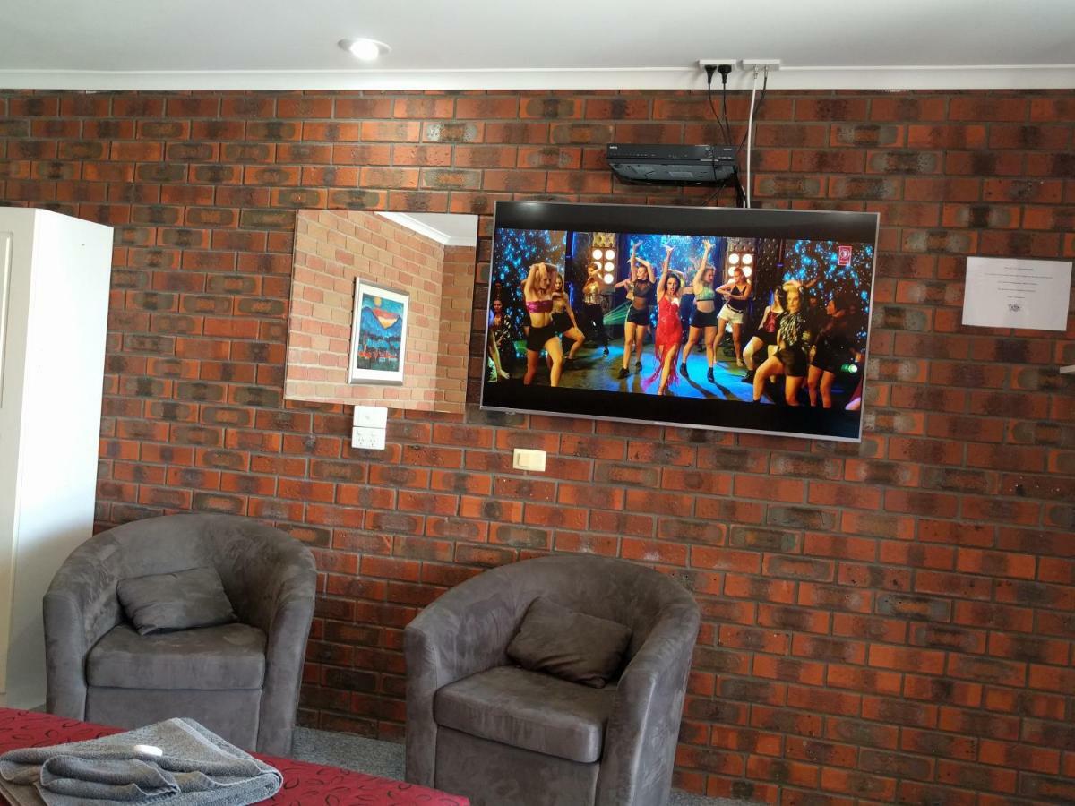 Travellers Inn Kaniva Ngoại thất bức ảnh