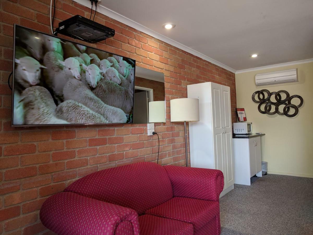 Travellers Inn Kaniva Ngoại thất bức ảnh