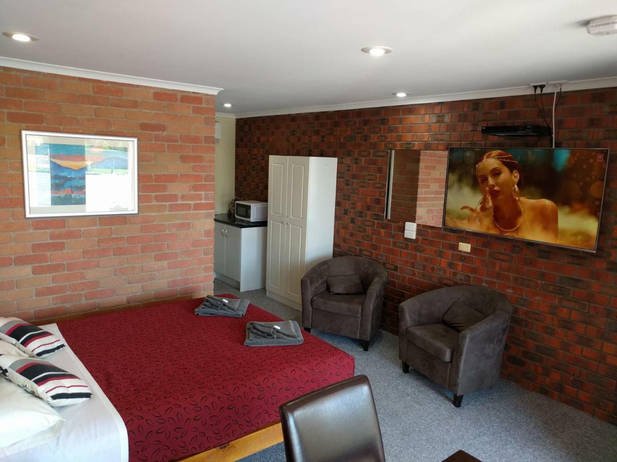 Travellers Inn Kaniva Ngoại thất bức ảnh