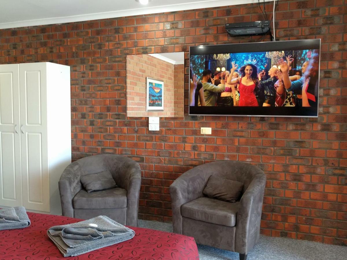 Travellers Inn Kaniva Ngoại thất bức ảnh