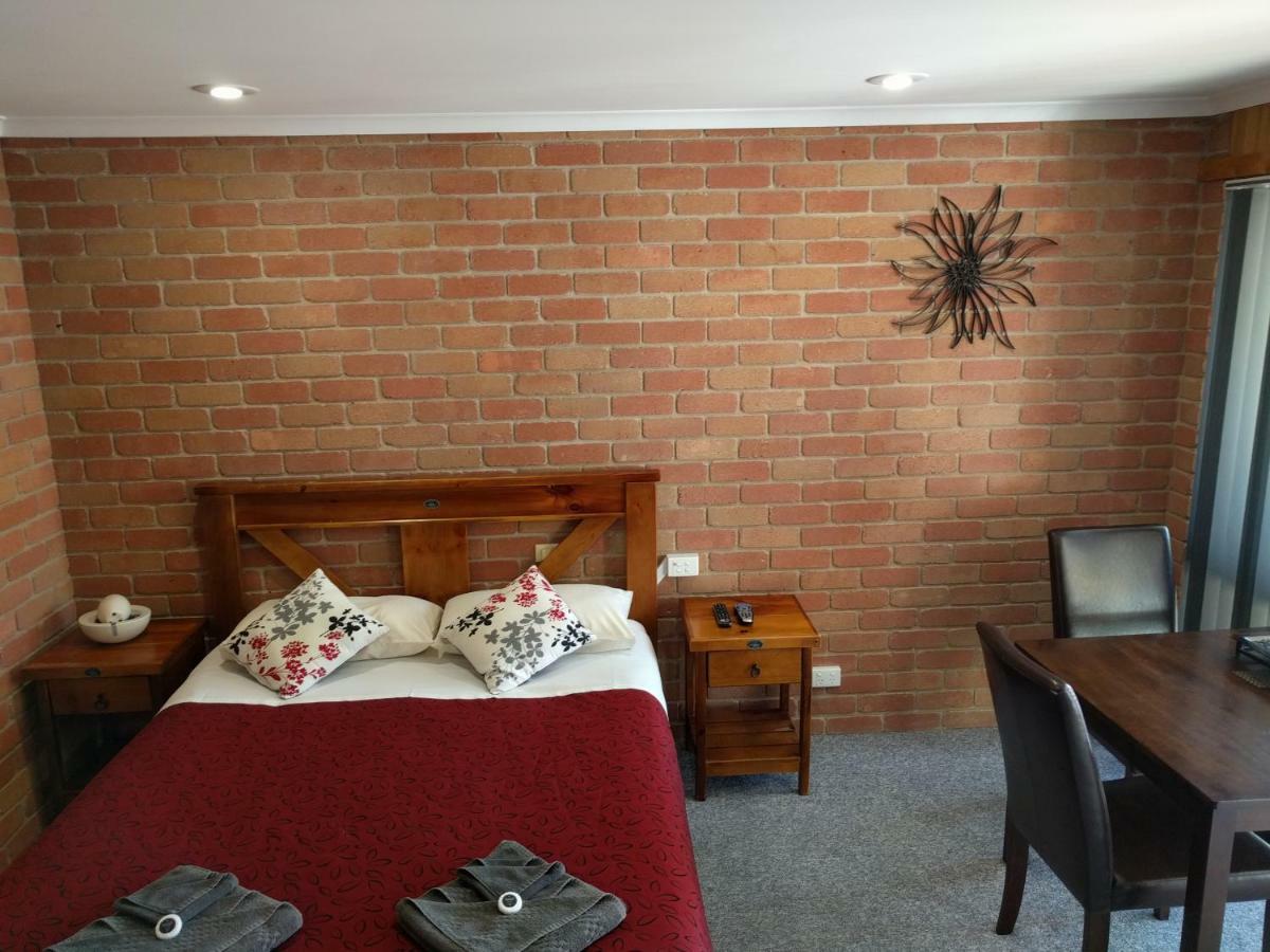 Travellers Inn Kaniva Ngoại thất bức ảnh