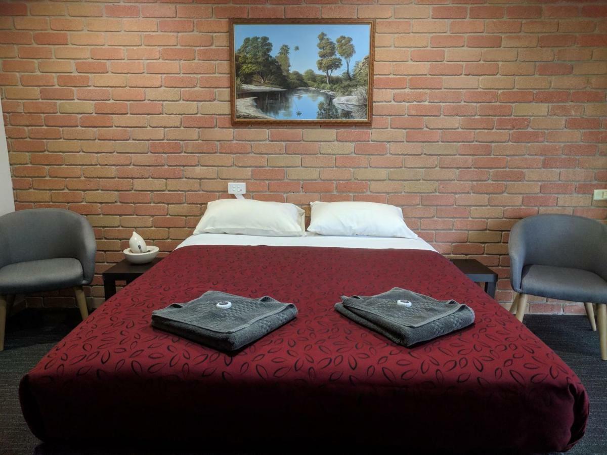 Travellers Inn Kaniva Ngoại thất bức ảnh